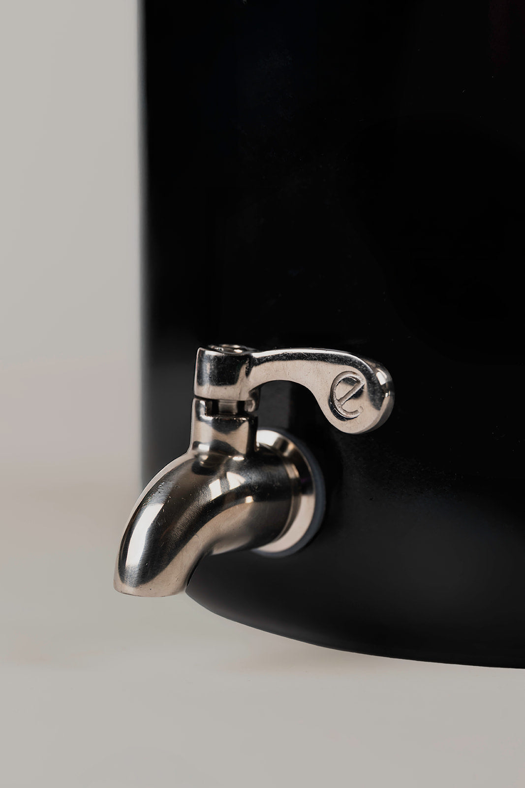 Ecofiltro 5L Filtre à eau Noir 5 litres sans plastique